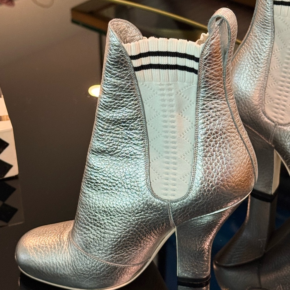 Fendi Chelsea silver leather sock booties size 37 EUC - Picture 9 of 14